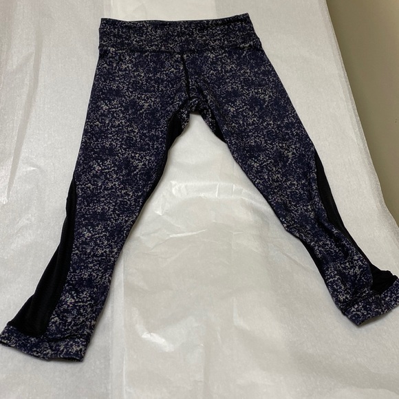 Lululemon Journey Crop Rocky Road Splatter🖤 - Picture 7 of 13